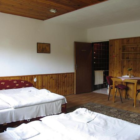 Ubytovanie 184, Bed And Braekfast 184 Stará Lesná 外观 照片